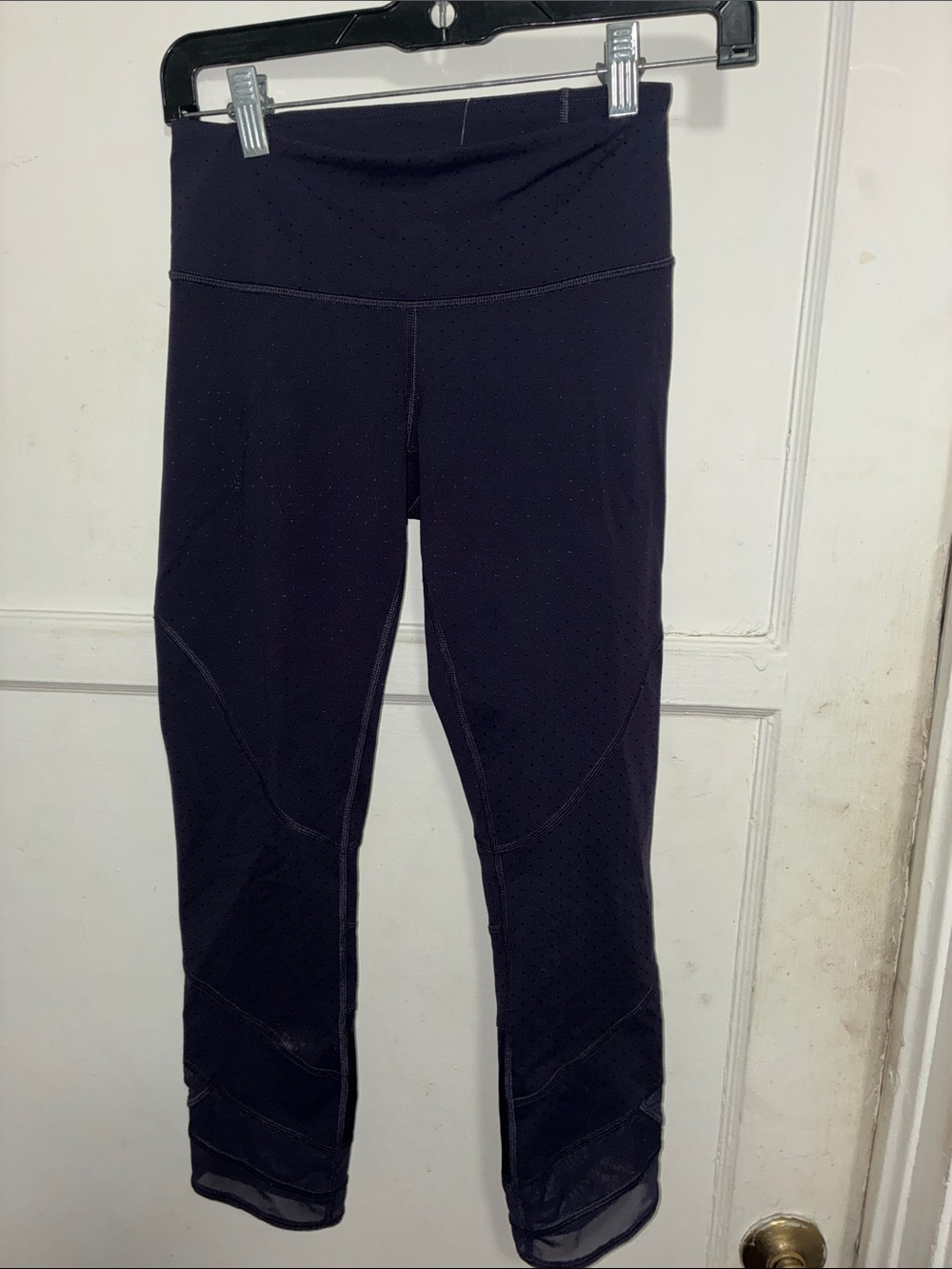 lululemon athletica Black Cropped Performance Leggings